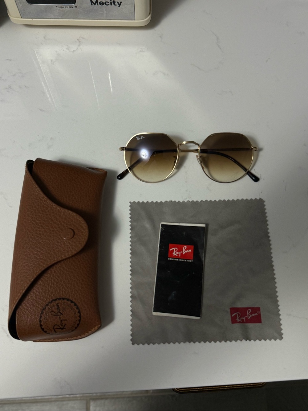 Ray-Ban Women’s Brown Gradient Round Sunglasses